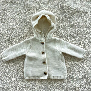Old Navy knitted 100% cotton cardigan 0-3 months